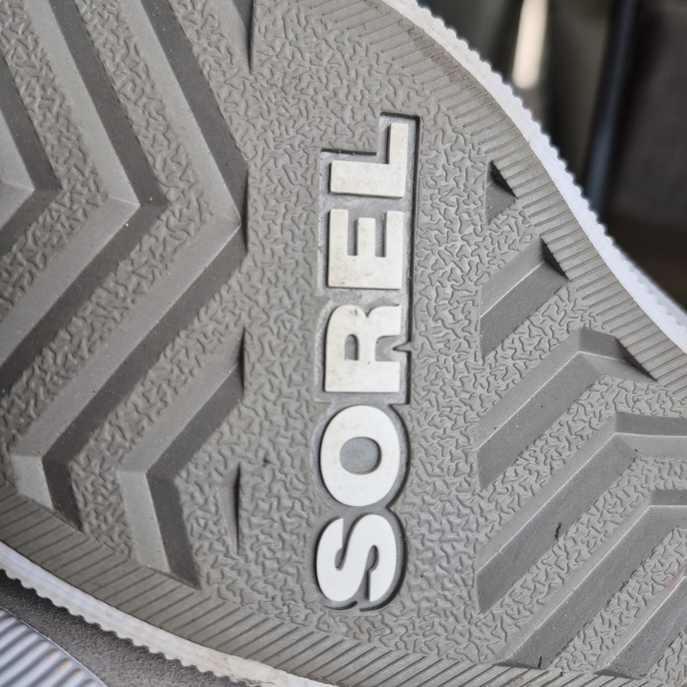 Sorel Gray Slip-On Sneakers with Elastic Panels - Picture 8 of 11